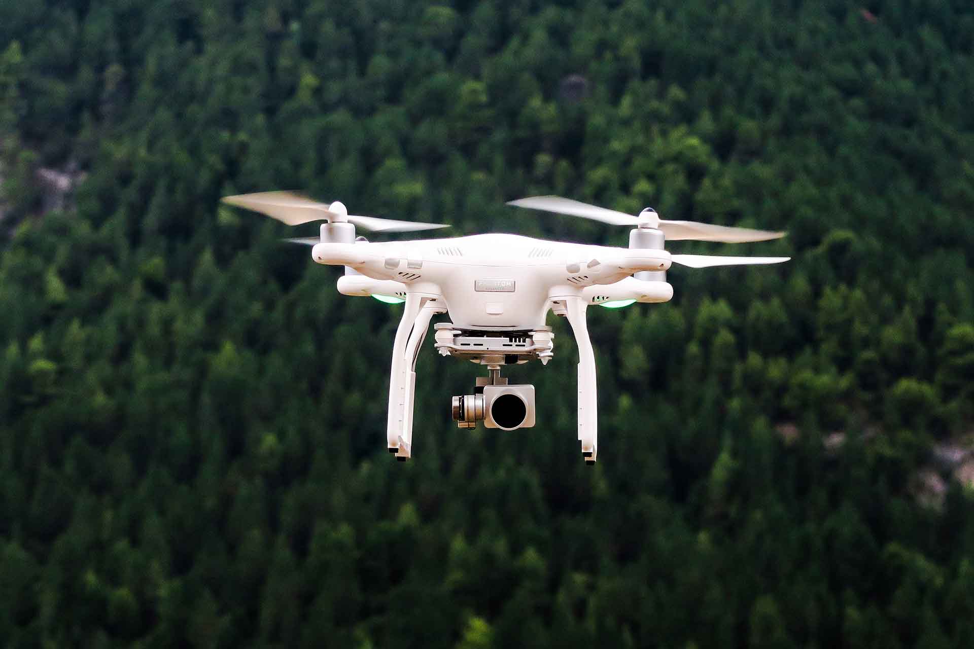 Drones Get Cheaper in 2017, Poised to Go Mainstream